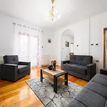 Apartament Spacious In Markoci *