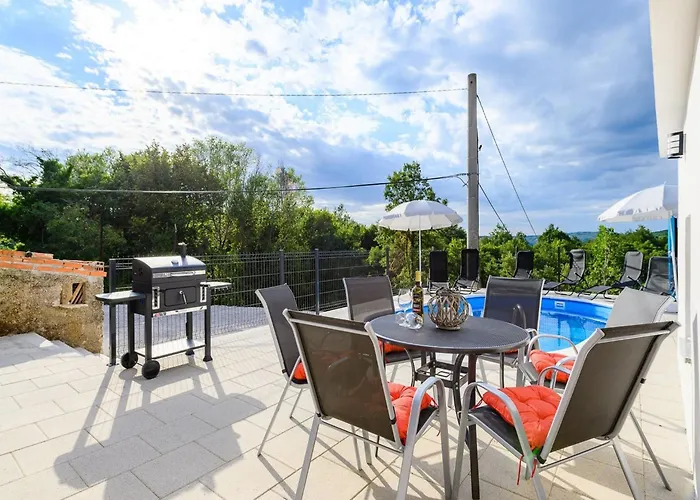 Apartman Spacious In Markoci