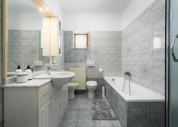 Apartman Spacious In Markoci Veli Turini